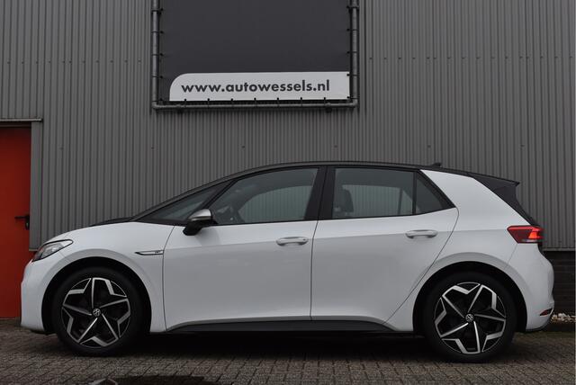 Volkswagen ID.3 First 58 kWh Adaptive cruise, Stoel/stuurverwarming, Navi,