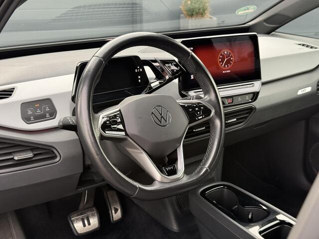 Volkswagen ID.3 First Plus 58 kWh Navi,Camera,Pdc V+A,Stoelverwarming,Lm velgen,N.A.P,Apk tot 11-2026
