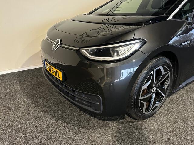 Volkswagen ID.3 FIRST PLUS 58 KWH STOEL/STUURVERW l CAMERA l NAVI l ADAPTCRUISE l 204PK l