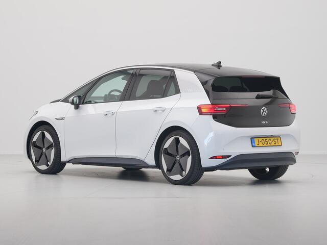 Volkswagen ID.3 First Max 58 kWh 204pk Navigatie Camera Stoelverwarming Side ass. ARGON