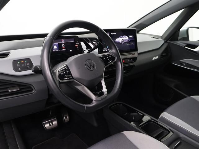 Volkswagen ID.3 First Plus 58 kWh | 204 PK | Automaat | Multifunctioneel stuurwiel | Stoelverwarming | Achteruitrij camera |