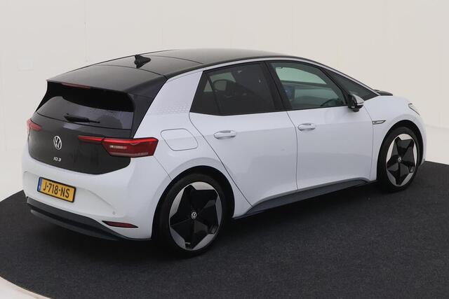 Volkswagen ID.3 First Max 58 kWh 204pk / Panoramadak / LED / Navigatie / Camera / 19" LMV