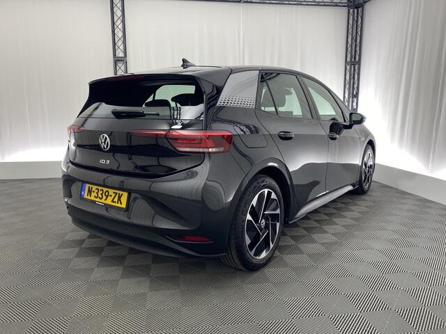 Volkswagen ID.3 First 58 kWh Automaat | Apple Carplay | Adaptive Cruise | Navi | Winter Pack |