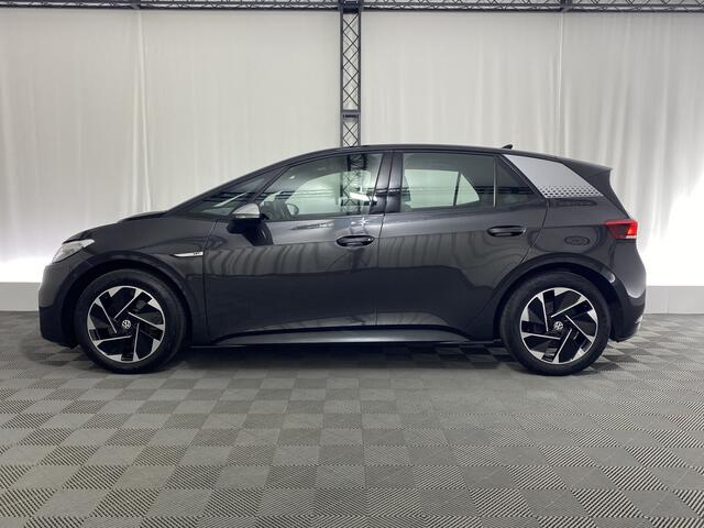 Volkswagen ID.3 First 58 kWh Automaat | Apple Carplay | Adaptive Cruise | Navi | Winter Pack |