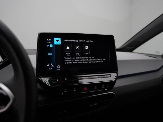 Volkswagen ID.3 Business 58 kWh 204 pk | IQ Light | Stuur-/stoelverwarming | Achteruitrijcamera | Navigatie | Adaptive Cruise