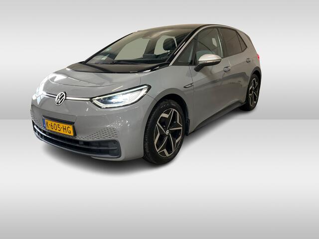 Volkswagen ID.3 First Plus 58 kWh / Camera / Keyless / Matrix LED / Interieurvoorverwarming / 19'' / DAB / 19'' / Navigatie / ACC