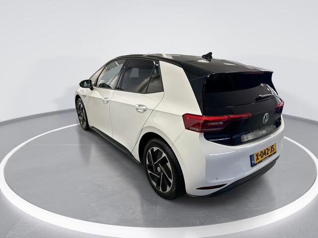 Volkswagen ID.3 Pro Edition 204pk 58 kWh · Camera · Keyless · Apple/Android Car Play · Stoel & Stuurverwarming · 18'' Inch ·