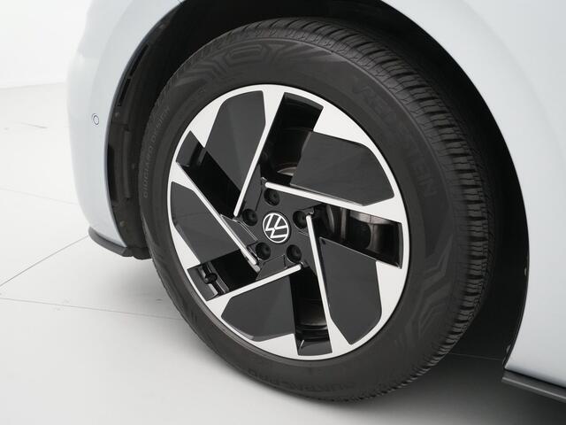 Volkswagen ID.3 Pro Business 59 kWh Navigatie Camera Stoel/Stuurverwarming Carplay Acc Pdc 243