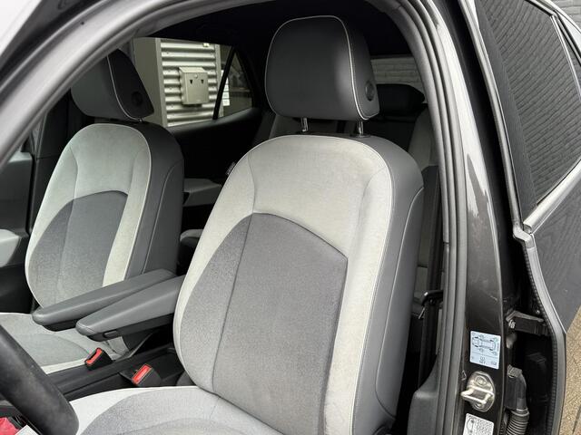 Volkswagen ID.3 First Plus 58 kWh l Airco l DAB l Cruise l Sfeerverlichting l