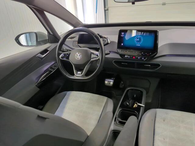 Volkswagen ID.3 First 58 kWh Navigatie Apple Carplay/Android Auto Adaptive Cruise Control Parkeersensoren Stoel- en stuurverwarming Lichtmetalen velgen Climate Control
