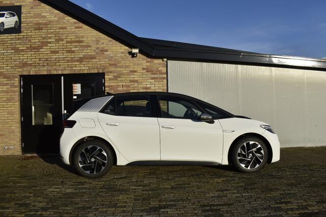 Volkswagen ID.3 FIRST 58 KWH, ACC, Apple Carplay, Navi