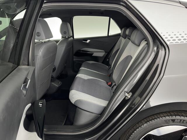 Volkswagen ID.3 First Max 58 kWh [ 3-Fase ] {SOH-91%} (INCL.BTW) *PANO | HEAD-UP | ADAPTIVE-CRUISE | FULL-LED | BLIND-SPOT | CAMERA | KEYLESS | MICROFIBRE | AMBIENT-LIGHT | NAVI-FULLMAP | DAB+ | ECC | PDC | HEATED-SPORTSEATS | DIGI-COCKPIT | 20