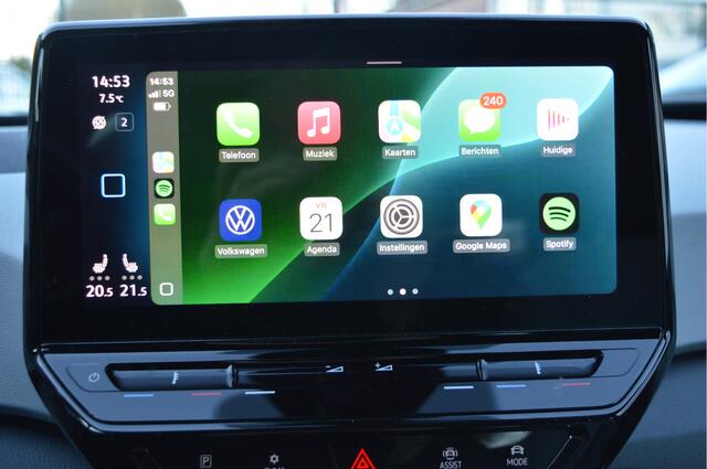Volkswagen ID.3 First Plus 58 kWh NL-Auto / 19" / Led matrix / Clima / Keyless / Apple,android
