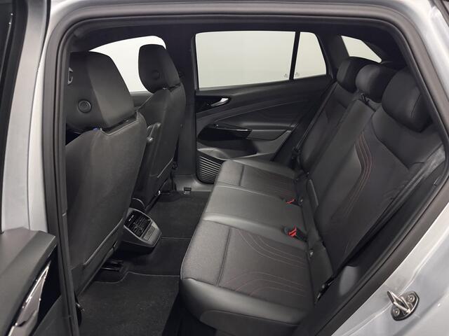 Volkswagen ID.4 GTX Advantage 4Motion 77 kWh 300PK Half leder, 360 Camera, Navi, Head-up display, IQ Light, Elektrische achterklep, Sfeerverlichting