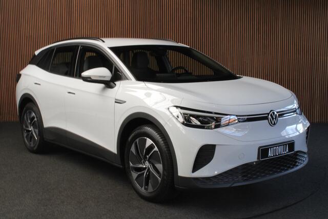 Volkswagen ID.4 Navi ACC Camera Warmtepomp PDC Stuurverwarm. Carplay 19" LM velgen Climate voor & achter Interieur voorverwarming & koeling