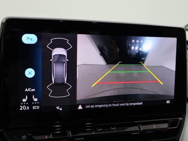 Volkswagen ID.4 First 77 kWh 1st EDITION + WEGKL. TREKHAAK | 20 INCH | CAMERA | STOELVERW. | APPLE CARPLAY