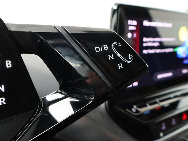 Volkswagen ID.4 First 77 kWh | 204 PK | SoH 87% | Navigatiesysteem | Adaptive cruise control | Verwarmde voorstoelen + voorruit | 20" LM velgen |