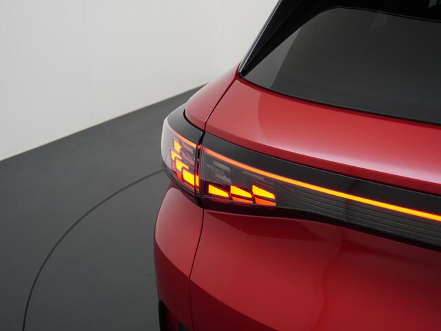 Volkswagen ID.4 GTX 4Motion 300PK (82Kw) 77 kWh PanoDak Warmtepomp 360-Camera 20" Apple Carplay Android Adaptive-Cruise Navi LED-v+a PDC-v+a TwoTone-Dak Dual-Ecc App-Connect Mirror-Link Grootste Accu 0-100 6,3 seconden! AWD All Wheel Drive Assistentiepakket Design-pakket