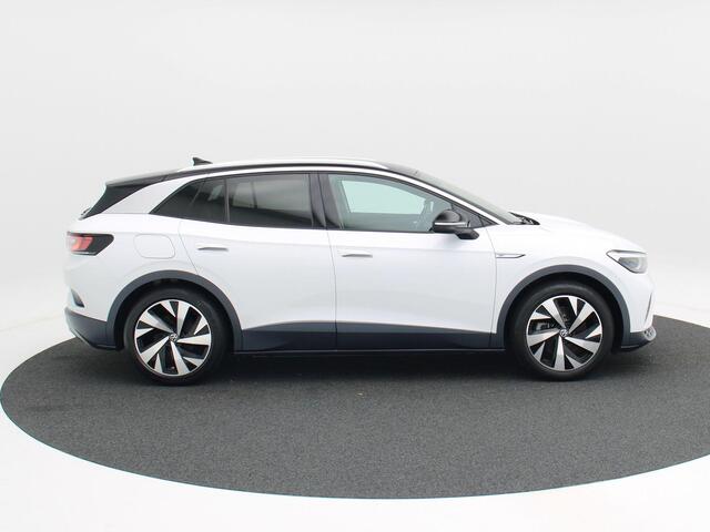 Volkswagen ID.4 First 77 kWh 205 Pk | LED-verlichting | Leder/Alcantara | Adaptive Cruise | Camera | CarPlay | Zwarte Hemel | 20 Inch | 40.702 Km