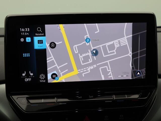 Volkswagen ID.4 First 77 kWh 205 Pk | LED-verlichting | Leder/Alcantara | Adaptive Cruise | Camera | CarPlay | Zwarte Hemel | 20 Inch | 40.702 Km