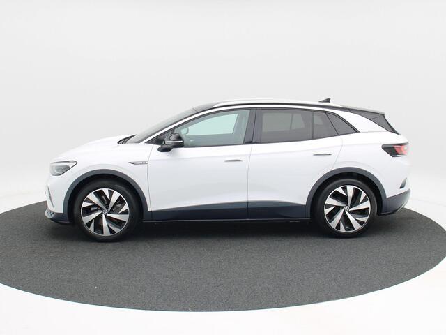 Volkswagen ID.4 First 77 kWh 205 Pk | LED-verlichting | Leder/Alcantara | Adaptive Cruise | Camera | CarPlay | Zwarte Hemel | 20 Inch | 40.702 Km