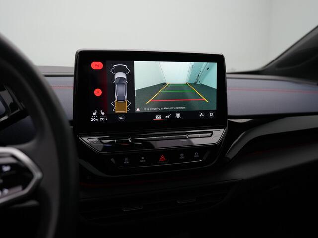 Volkswagen ID.4 GTX 4Motion 77 kWh 300 pk | Panoramadak | Trekhaak | 125 kW snelladen | Warmtepomp | Stuur-/stoelverwarming | Achteruitrijcamera |