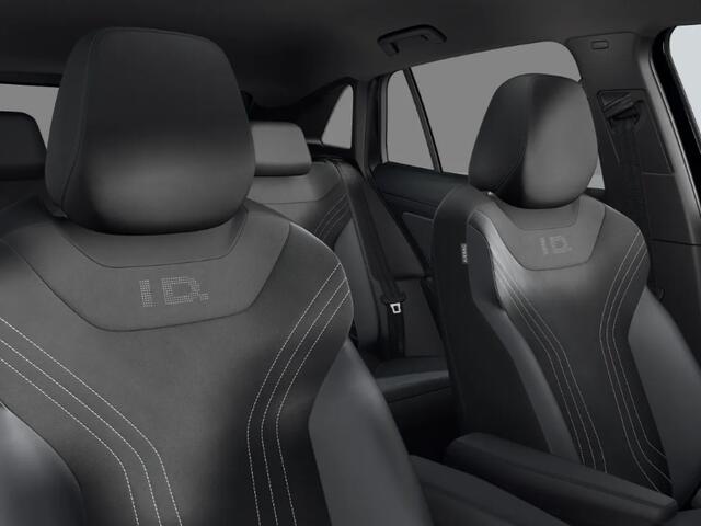 Volkswagen ID.4 Limited Edition 52 kWh accu 170 PK · Achteruitrijcamera · Draadloze telefoonlader · Sfeerverlichting ·