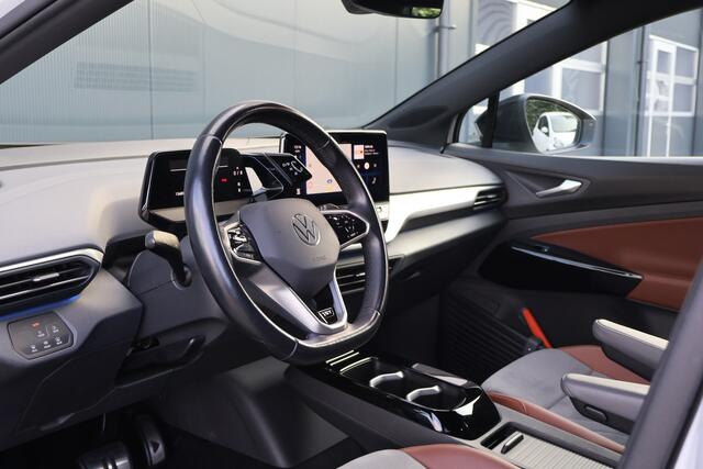 Volkswagen ID.4 First 77 kWh 94% soh! | Trekhaak | Camera | Warmtepomp | Leer / Alcantara | Stoel- Stuurverwarming | 20 Inch