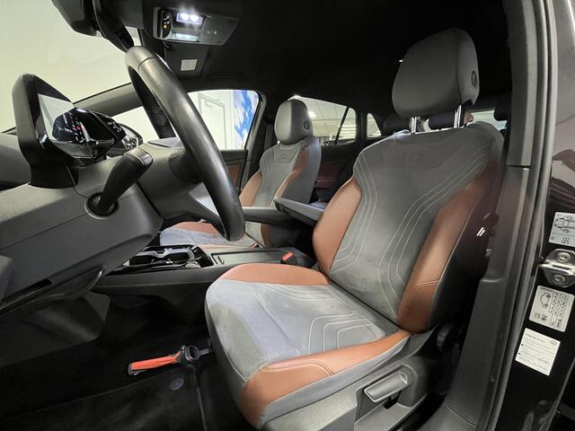 Volkswagen ID.4 First 77 kWh | Trekhaak | Stoelverwarming | Camera |