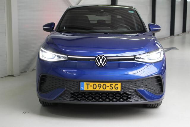 Volkswagen ID.5 Pro Business 77 kWh Navigatie | 19" Hamar velgen | Trekhaak | H.U.D.