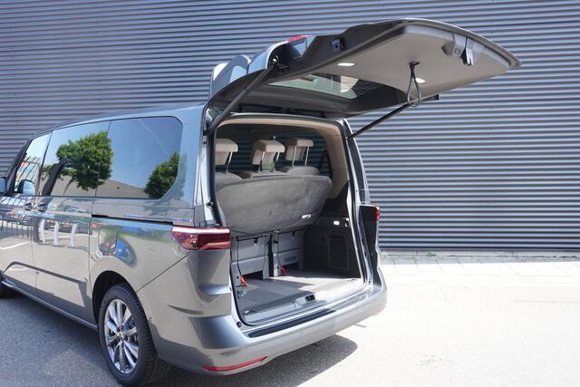 Volkswagen MULTIVAN 1.5 eHybrid L2 Bulli Edition 4-Motion 1.5 eHybrid L2 Bulli Edition 4-Motion, IQ Light koplampen, 7-persoons Vis-a-Vis, Navigatie, Trekhaak