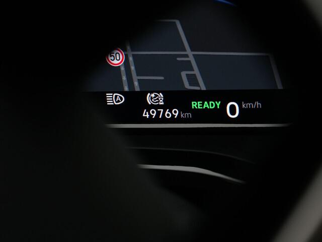 Volkswagen MULTIVAN 1.4 eHybrid 218 pk DSG L2H1 Life Business | Panoramadak | IQ Light | Achteruitrijcamera | Stoelverwarming