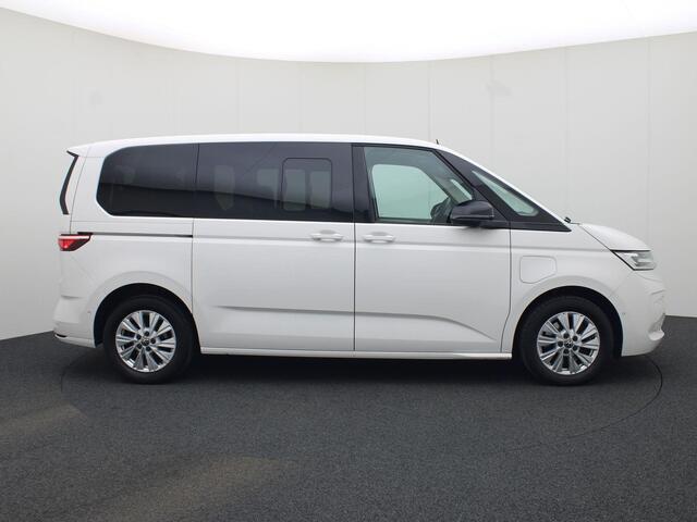 Volkswagen MULTIVAN 1.4 eHybrid 218pk DSG L1H1 Style · Panoramadak · Trekhaak · Camera · Apple/Android Car Play · Dodehoeksensor · Stoelverwarming ·