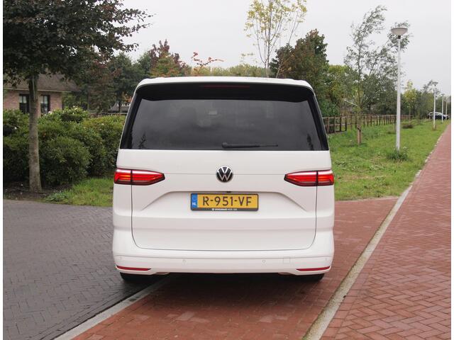 Volkswagen MULTIVAN 1.4 eHybrid L2H1 Life | 7 persoons | Camera | Apple Carplay | NL-Auto |
