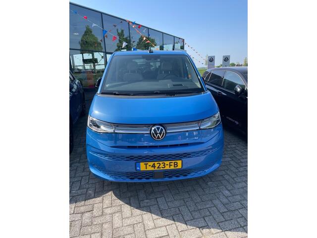 Volkswagen MULTIVAN 1.4 eHybrid L2H1 Style 160KW/217PK Hybride, Harman en Kardon, 6p, elektrische klep met easy open, draadloos laden, adaptief onderstel, veiligheidspakket, side assist, vol leder, elektrisch verstelbare stoelen voor, stoel ventilatie, privacy glas, head up!