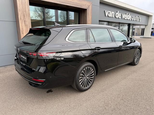 Volkswagen PASSAT Variant 1.5 eTSI 150pk Elegance | Alcantara | Head up | Camera | Dode hoek | Rijklaar
