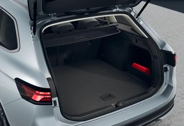 Volkswagen PASSAT Variant 1.5 eTSI Business