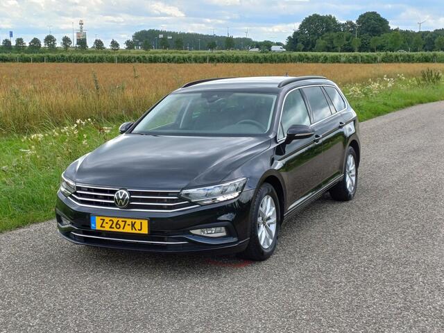 Volkswagen PASSAT Variant 1.5 TSI Business /Led/Navi/App Conn/Add Cruise/Clima v+a/Stoelverw/