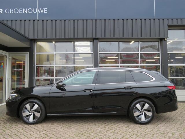 Volkswagen PASSAT Variant 1.5 eTSI Aut. Elegance Business / 360 Camera / Wegklap.h