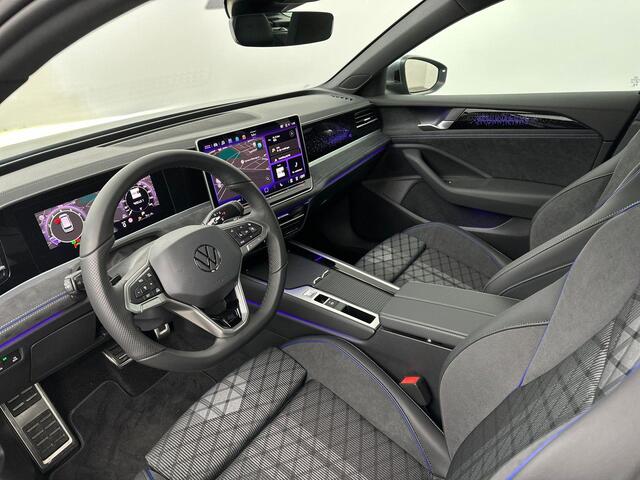 Volkswagen PASSAT R-Line Business Variant (9) 1.5 110 kW / 150 pk e Volkswagen Passat Variant R-Line Business 1.5 110 kW / 150 pk eTSI Variant 7