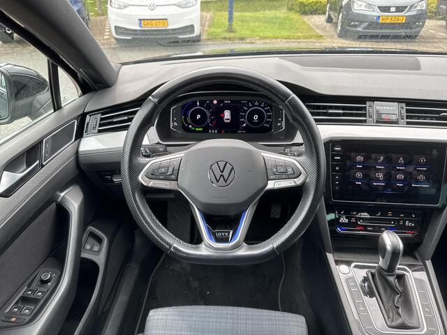 Volkswagen PASSAT Variant 1.4 TSI PHEV GTE Business 218Pk | Trekhaak | Pano Dak | ERGO Massage | App Connect |