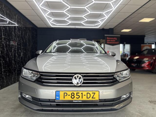 Volkswagen PASSAT Variant 1.4 TSI ACT Highline / virtuele klok / stoelverwarming / CarPlay enzv