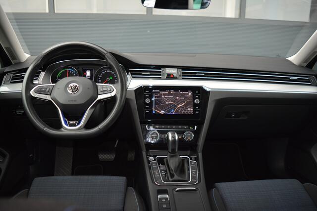 Volkswagen PASSAT Variant 1.4 TSI PHEV GTE Business | ACC | Camera | Memory |