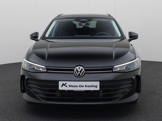 Volkswagen PASSAT Variant 1.5 eTSI/150PK Business · Achteruitrijcamera · Trekhaak · Cruise Control Adaptief