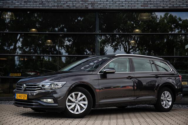 Volkswagen PASSAT Variant 1.5 TSI Comfort Business , Adap. cruise, Carplay, Keyess entry,