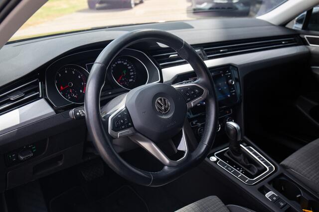 Volkswagen PASSAT Variant 1.5 TSI Comfort Business , Adap. cruise, Carplay, Keyess entry,