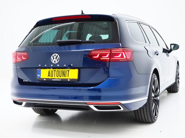 Volkswagen PASSAT Variant 1.4 TSI PHEV GTE R-Line | Panoramadak | Trehaak | Dynaudio | Massage | 360 | Head Up | Keyless
