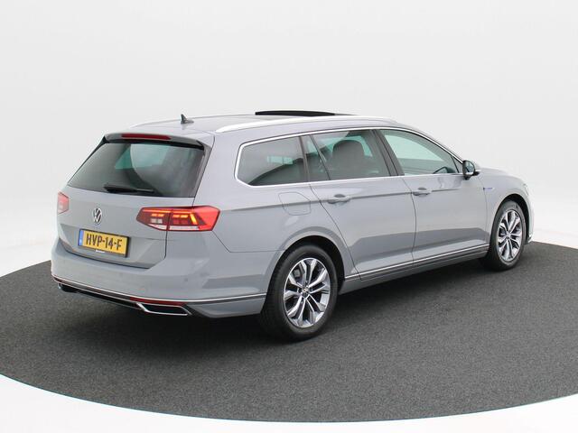 Volkswagen PASSAT Variant 1.4 TSi 218 Pk Automaat PHEV GTE Business | Panoramadak | 17 Inch | Winterpakket | Alcantara | Camera | Privacy Glass | 87.780 Km!!
