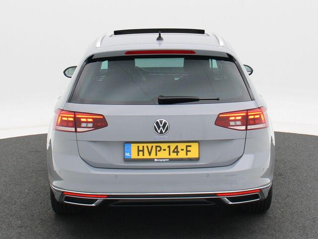 Volkswagen PASSAT Variant 1.4 TSi 218 Pk Automaat PHEV GTE Business | Panoramadak | 17 Inch | Winterpakket | Alcantara | Camera | Privacy Glass | 87.780 Km!!