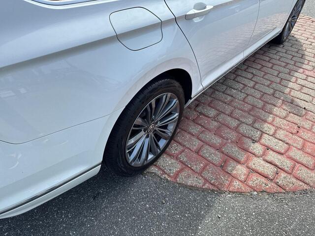 Volkswagen PASSAT 1.4 TSI PHEV GTE Business | 218 pk | Trekhaak | LED | ACC | A-Camera | App Connect |